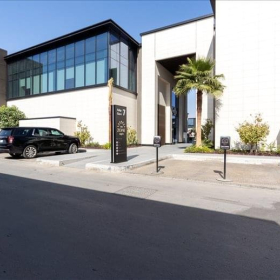 Image of Riyadh office accomodation. Click for details.