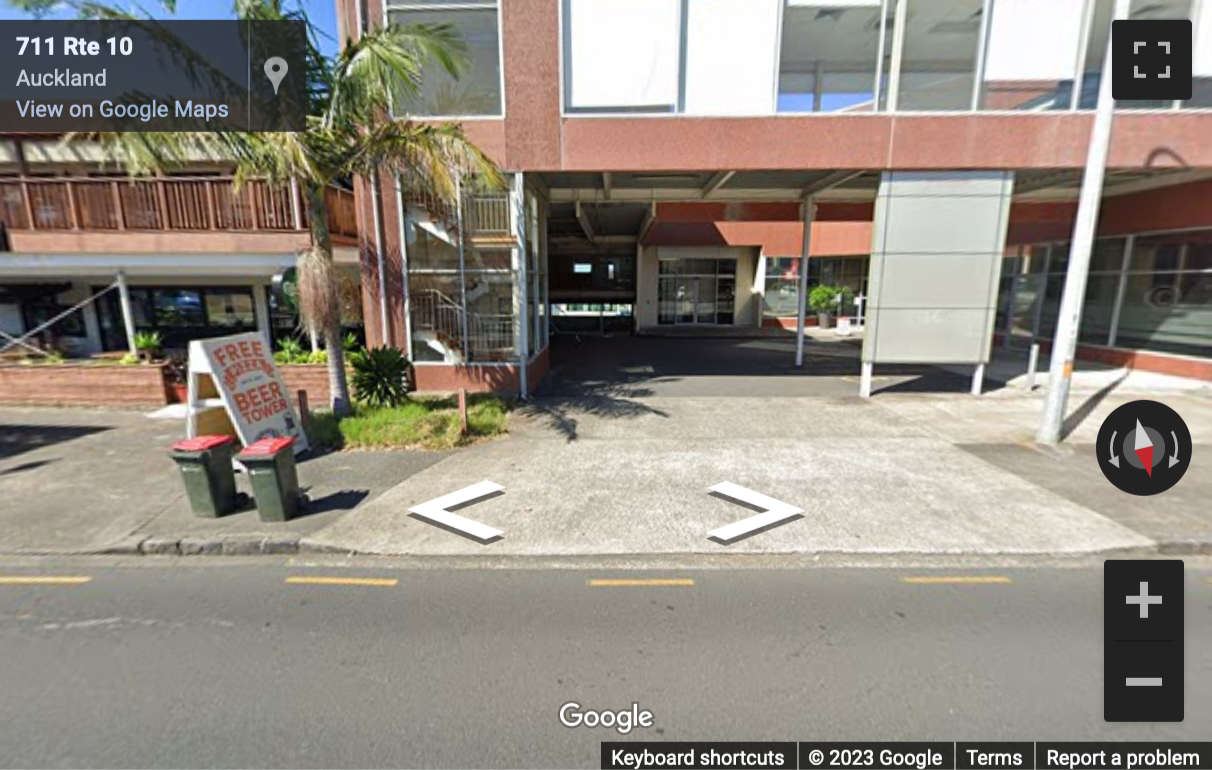 Street View image of 711, Mt Albert Road, Royal Oak, Auckland, North Island, New Zealand