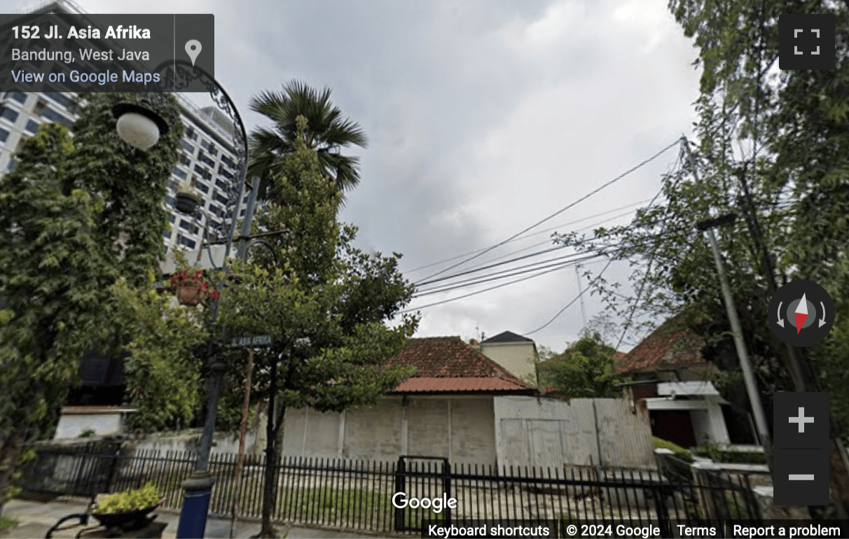 Street View image of Jalan Asia Afrika No. 158, HQuarters, 3rd Floor, Bandung