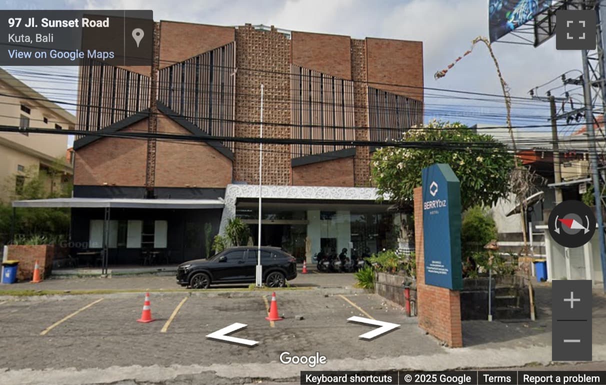Street View image of Jl. Sunset Road No. 99, Kecamatan Kuta, Kabupaten Badung Hotel Berry Biz, Bali